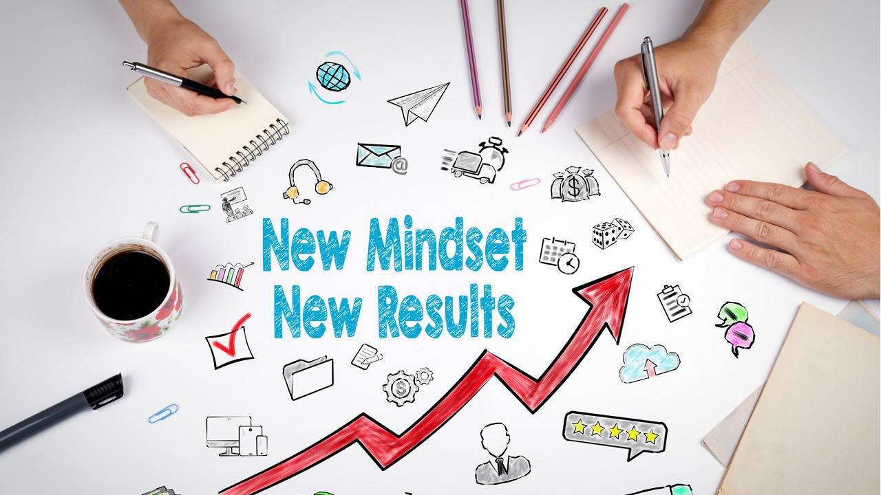 Mindset Sukses di Dunia Digital: Cara Menguatkan Pola Pikir yang Tepat untuk Era Modern