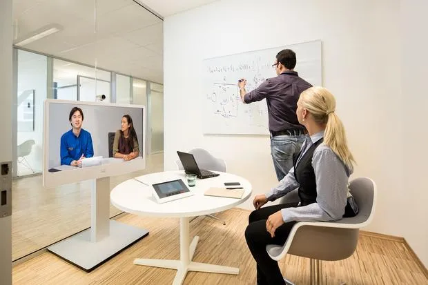 Kelas Content Creator di Era Digital: Pelatihan Video Online